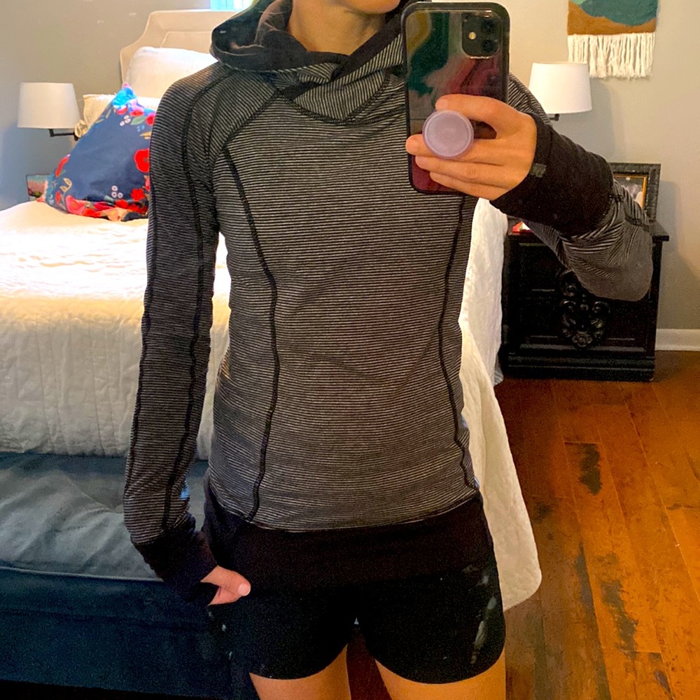 Lululemon Think Fast hoodie, striped RARE